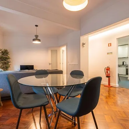 Apartment Principe Real Concept By Lovelystay *
