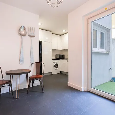 Principe Real Concept By Lovelystay Apartman