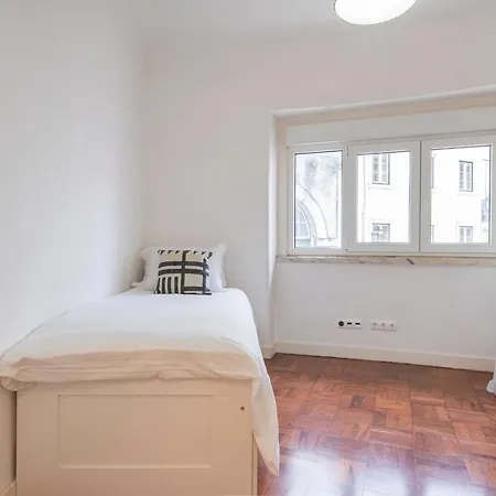 Principe Real Concept By Lovelystay Lissabon